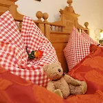 Gaestehaus Lechner ゲストハウス 4*
