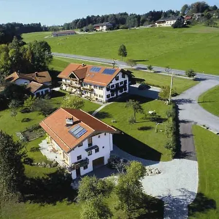 Gaestehaus Lechner Bernau am Chiemsee