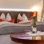 Gaestehaus Lechner 4* Бернау-ам-Кимзее