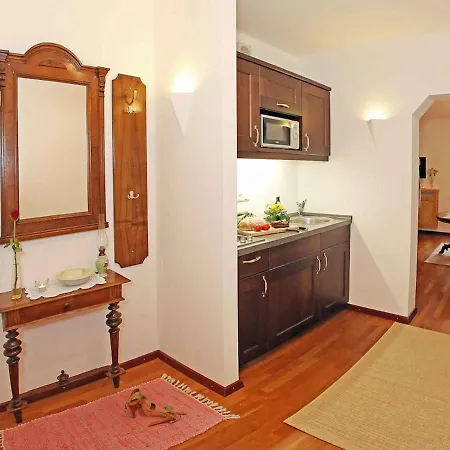 Gaestehaus Lechner Casa de hóspedes 4*