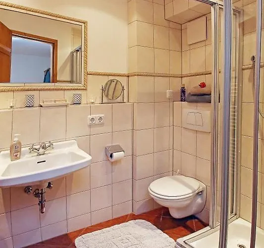Gaestehaus Lechner Casa de hóspedes 4*